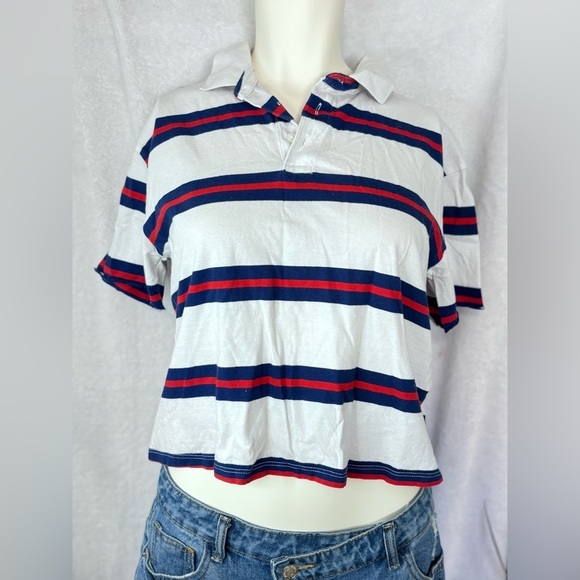 Crop collar shirt‎ - Picture 1 of 3